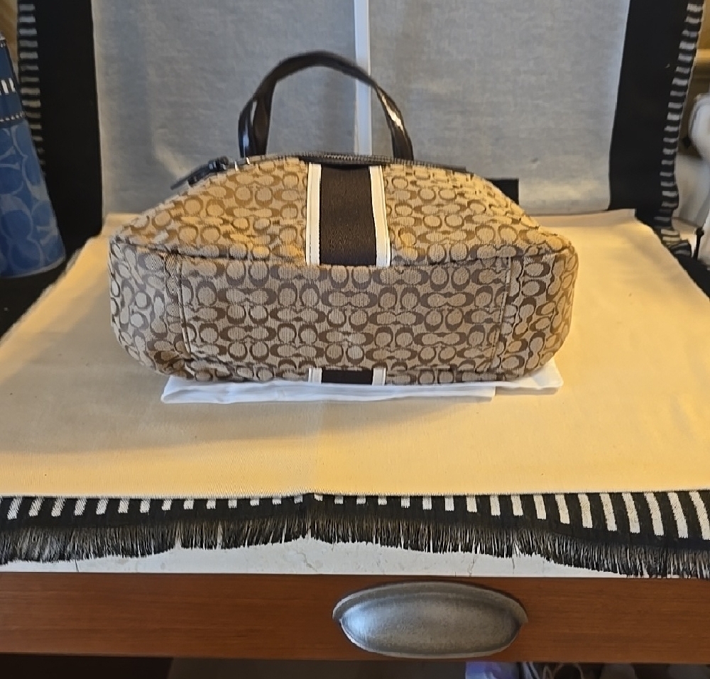 Coach Brown Signature Stripe Shoulder Bag with Dark Brown and Cream Accents - Picture 6 of 8